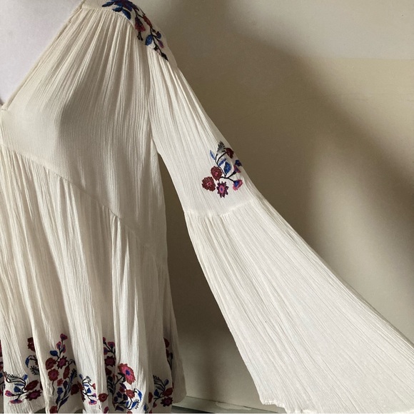 Free People Te Amo White Floral Embroidered Minidress size XS - Picture 5 of 11